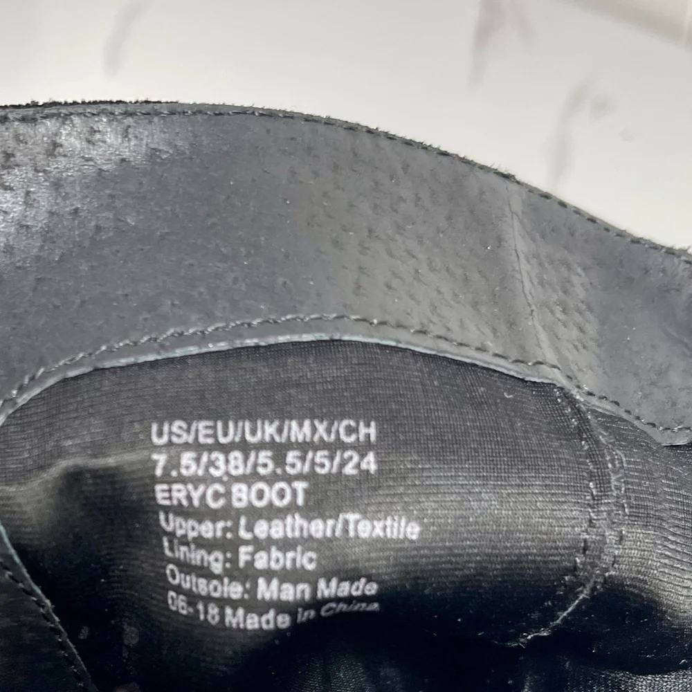 New Kenneth Cole New York Wonens Square Toe Over Knee Black SZ 7.5